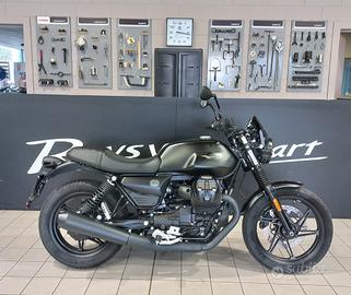 Moto Guzzi V7 Stone