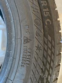 gomme 215/70R15C 