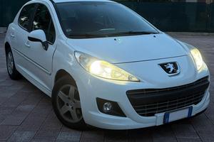 PEUGEOT 207 1.4 hdi ok neopatentati