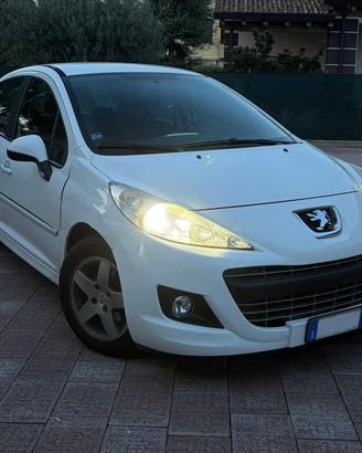 PEUGEOT 207 1.4 hdi ok neopatentati