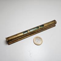 Livella antica in ottone 