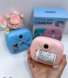 Fotocamera con stampa istantanea a tema unicorno