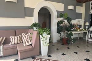 Ampio locale per ristorazione con zona parcheggi