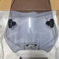 Cupolino moto universale Givi A660