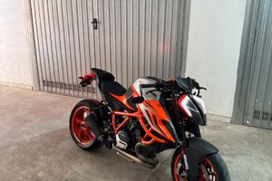 KTM SUPERDUKE 1290
