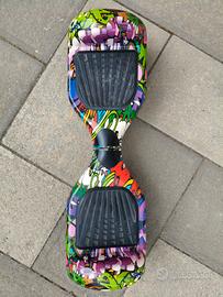 Hoverboard Macrom Xone graffiti 