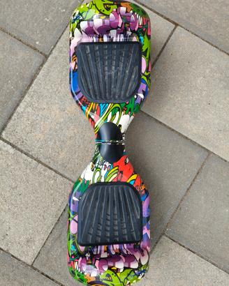 Hoverboard Macrom Xone graffiti 
