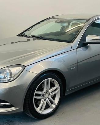 Mercedes-benz C 220 CDI Coupé Avantgarde