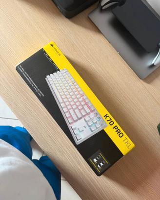 Corsair K70 Pro
