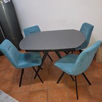 Tavolo, 4 Sedie,  2 Tv, Mobile Tv