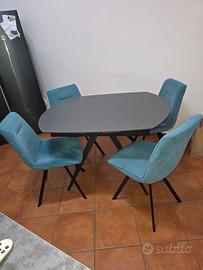 Tavolo, 4 Sedie,  2 Tv, Mobile Tv