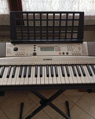 TASTIERA YAMAHA PSR E313