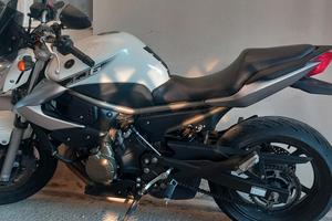 Yamaha XJ6