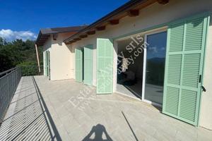 Casa indipendente di 150 m² con 4 locali a Vallebo