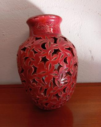 Anfora Traforata Rossa ,Applique Murale Terracotta