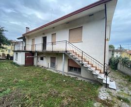 Sarone di Caneva casa euro 99.000,00