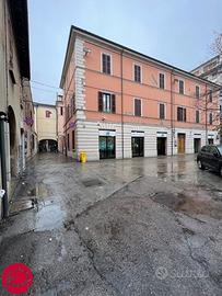 Appartamento Quadrilocale in Vendita a Forlì - Ce