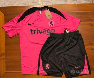 Completo Kit allenamento Chelsea FC Trivago