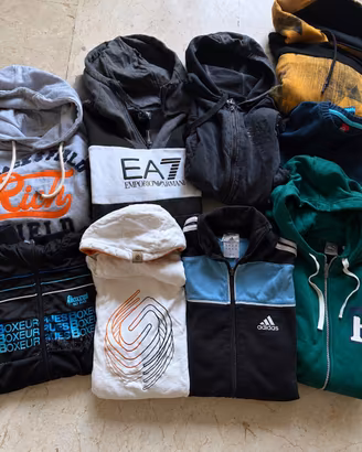 Lotto Felpe e Capi Uomo S/M EA7 - Armani, Adidas