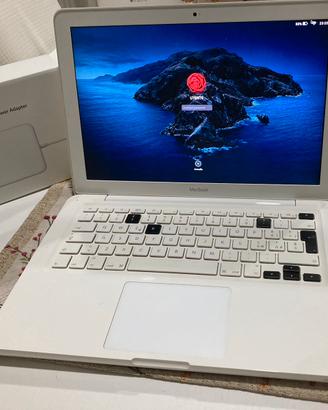 MacBook 13 unibody late fine 2009