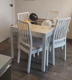 Tavolo e 4 sedie EKEDALEN