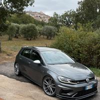 VW Golf 7.5 R