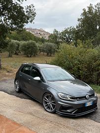 VW Golf 7.5 R
