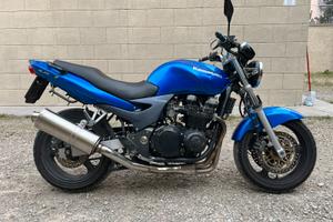 Kawasaki Zr7