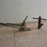 Tenditori per morsetti a cuneo e a molla