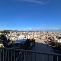 Napoli via g. santacroce appartamento di 141 mq