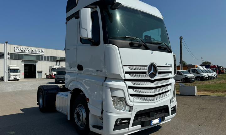 Trattore stradale Mercedes actros 1846 euro 6 adr