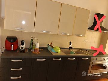 Cucina compreso forno Smeg e frigo smeg