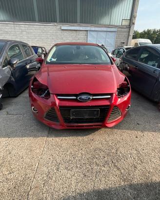 MUSO FORD FOCUS 1.6 B 2012 PER RICAMBI