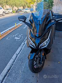 Honda forza 350 Deluxe Full Optional