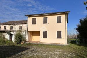 PORZIONE DI BIFAMILIARE A MORGANO