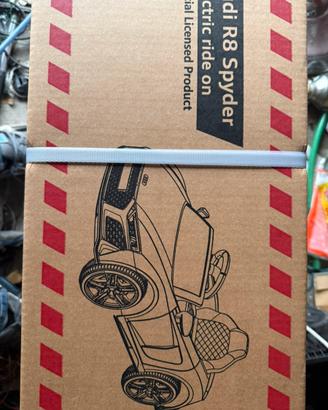 Audi elettrica con telecomando per bambini nuova