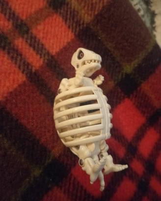 Mostruovo/Egg Monster 