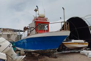 Barca da pesca con licenza 2 gt