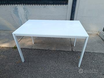 tavolo melltorp Ikea 