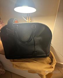 Borsa/portafoglio/cintura Vuitton Alma