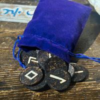 Sacchetto Rune (L) pirografate a mano