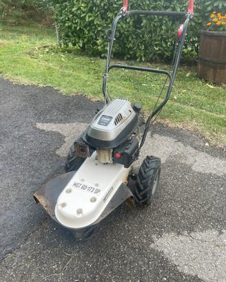 Tosa erba 4 tempi semovente