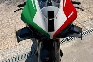 Panigale tricolore v4
