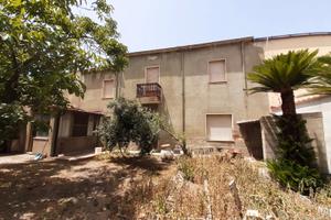 Gonnosfanadiga - Indipendente con cortile