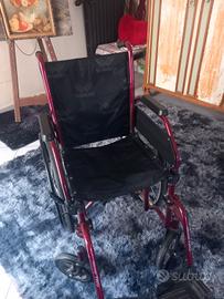 Sedia a rotella PIEGHEVOLE autospinta LEGGERA