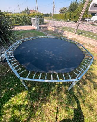 Trampolino