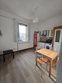 Primo e ultimo piano in piccola villetta