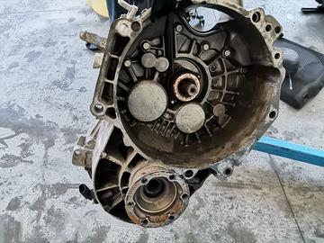 CAMBIO MANUALE COMPLETO VOLKSWAGEN Golf 4 Berlina