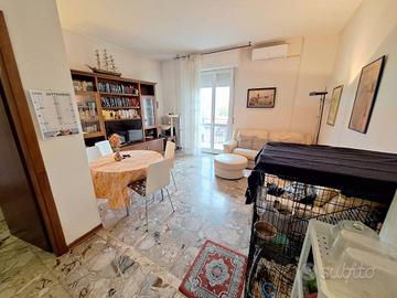 Appartamento di 130 m² con 5 locali a Modena