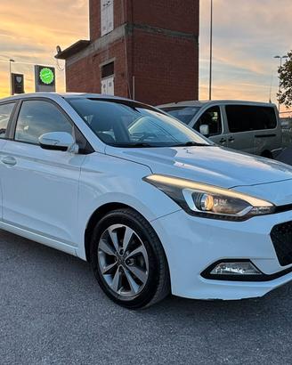 Hyundai i20 1.2 84 CV 5 porte Style